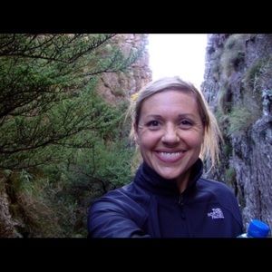 Meet your Posher, Elizabeth